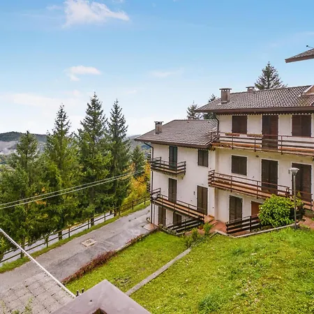 Апартаменты 2 Bedroom Awesome In Lusiana