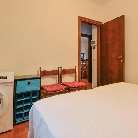 Апартаменты 2 Bedroom Awesome In Lusiana *