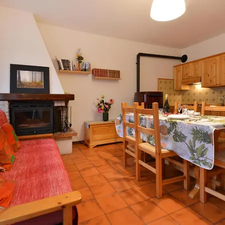 2 Bedroom Awesome In Lusiana